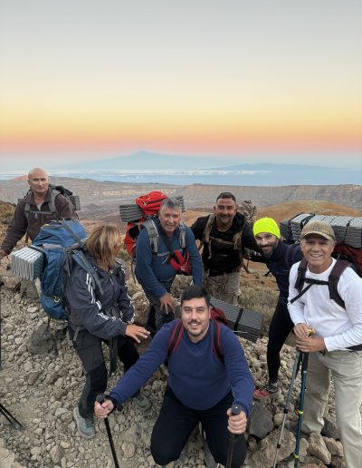 Actividad 13 - Ascenso al Teide VIP con Refugio + Amanecer en la Cumbre - EXPERIENCIAS VIP SAWABONA TREK