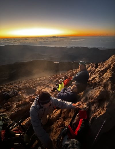 Actividad 13 - Ascenso al Teide VIP con Refugio + Amanecer en la Cumbre - EXPERIENCIAS VIP SAWABONA TREK
